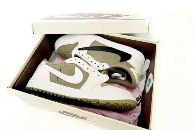 One Kick Travis Scott Golf Air 1 x Jordan Low FZ3124-200 0527